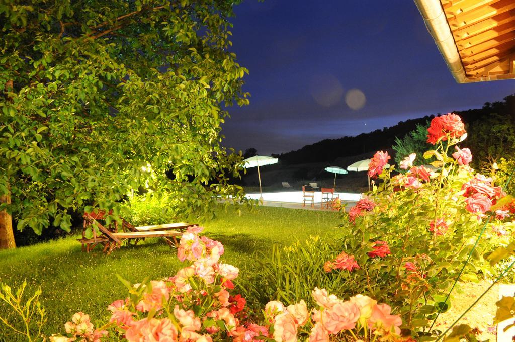 Villa Agriturismo La Rosa Tea Urbania Exterior foto