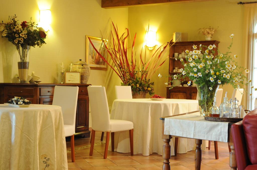 Villa Agriturismo La Rosa Tea Urbania Exterior foto